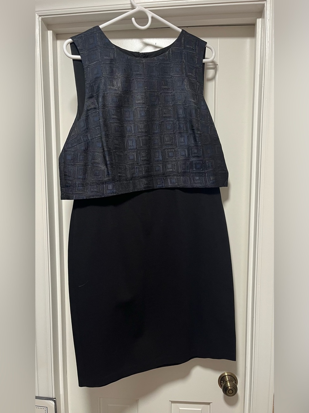Women's Sleeveless Navy Two-Tone Sheath Dress For A Wedding